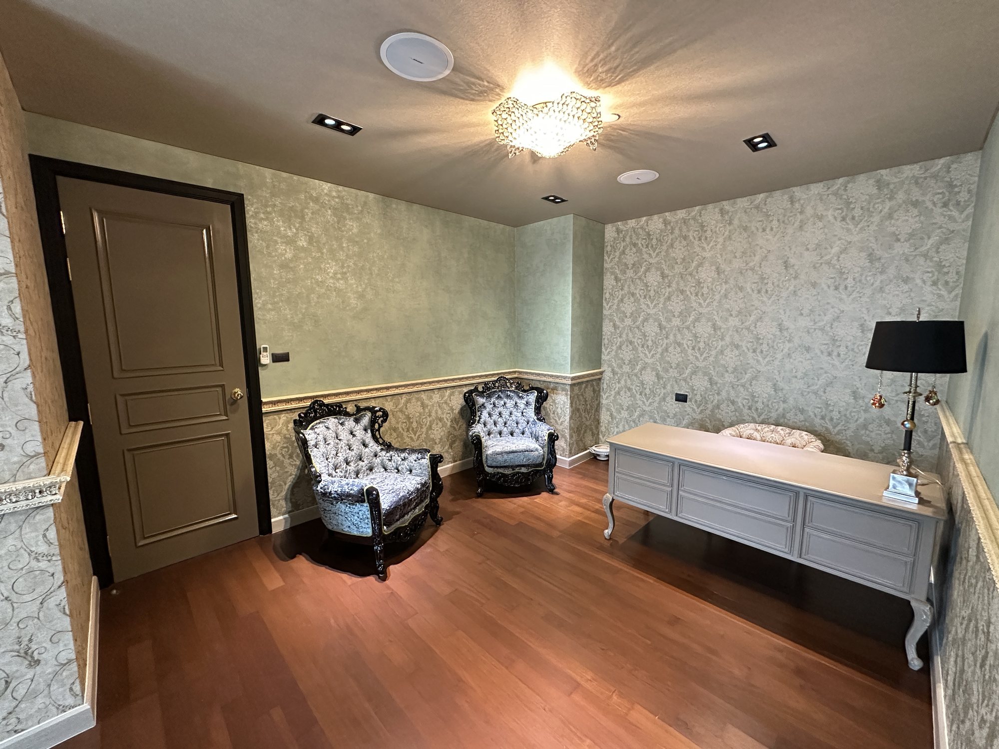 Home office room